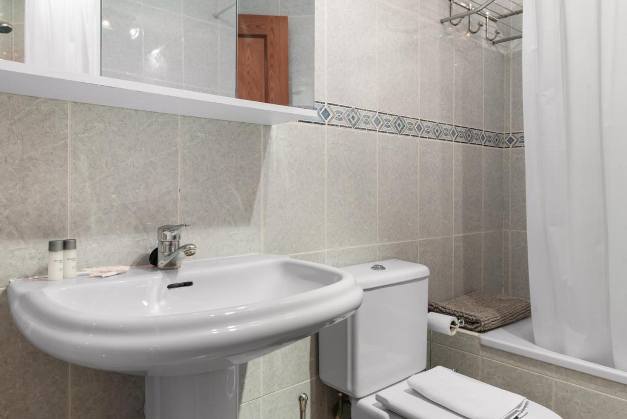 Marysol Beachclose Apartment With Pool By Costarentals - Ref 200 Benalmádena Esterno foto
